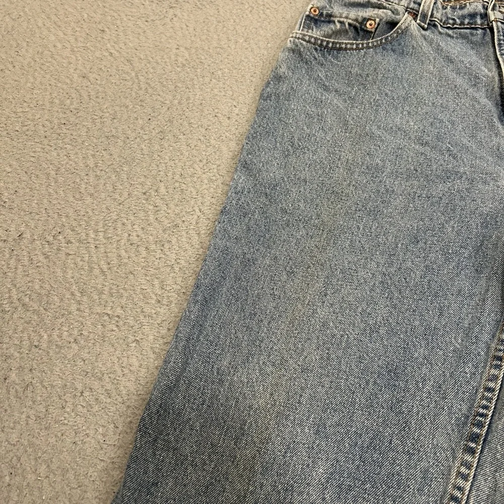 Vintage Levis Jeans Mens 36x34 Blue Denim 560 Loose Fit Tapered Leg Light Wash